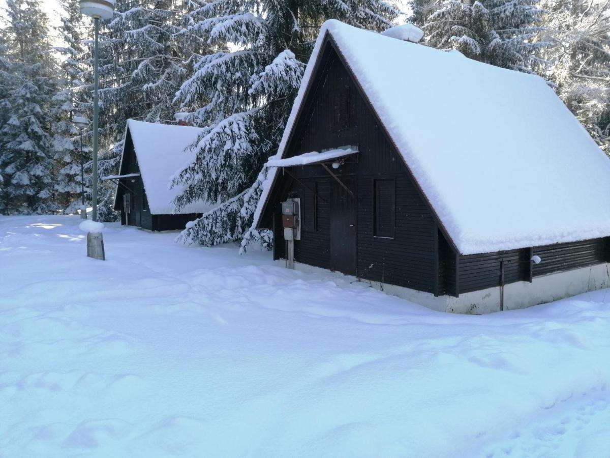 Bungalovy Pri Hoteli Spojar Žiar Exteriér fotografie