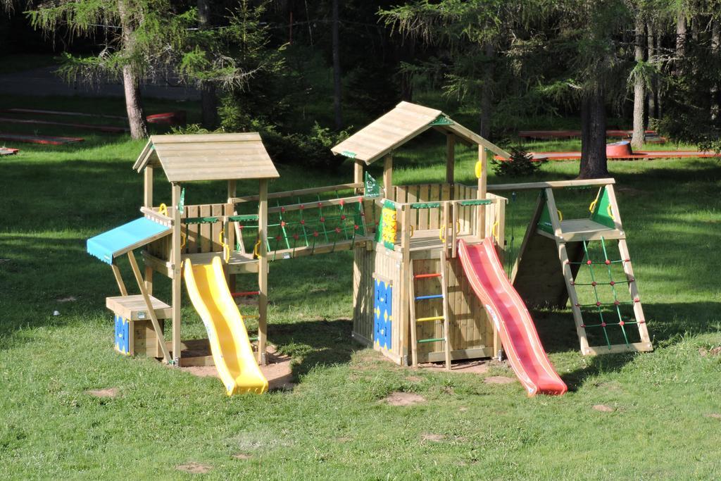 Bungalovy Pri Hoteli Spojar Žiar Exteriér fotografie